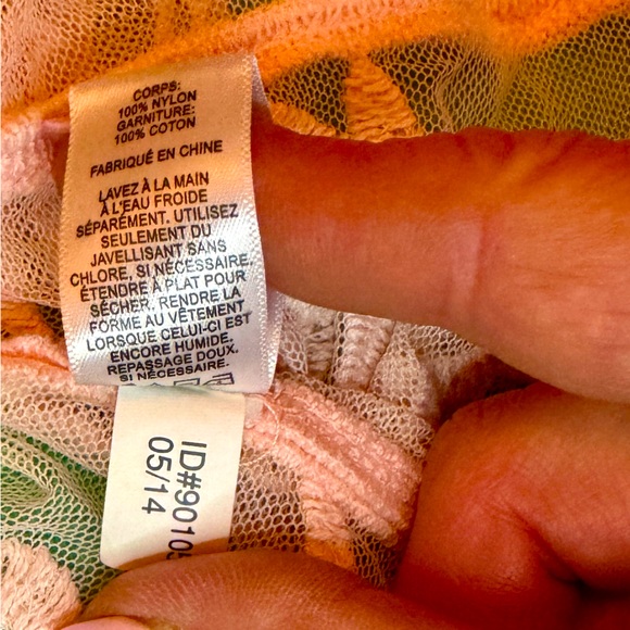 🌸EXPRESS🌸 EMBROIDERED FLORAL LACE MEASH LONG SLEEVE PULLOVER TUNIC TOP NWOT🩰 - Picture 14 of 16